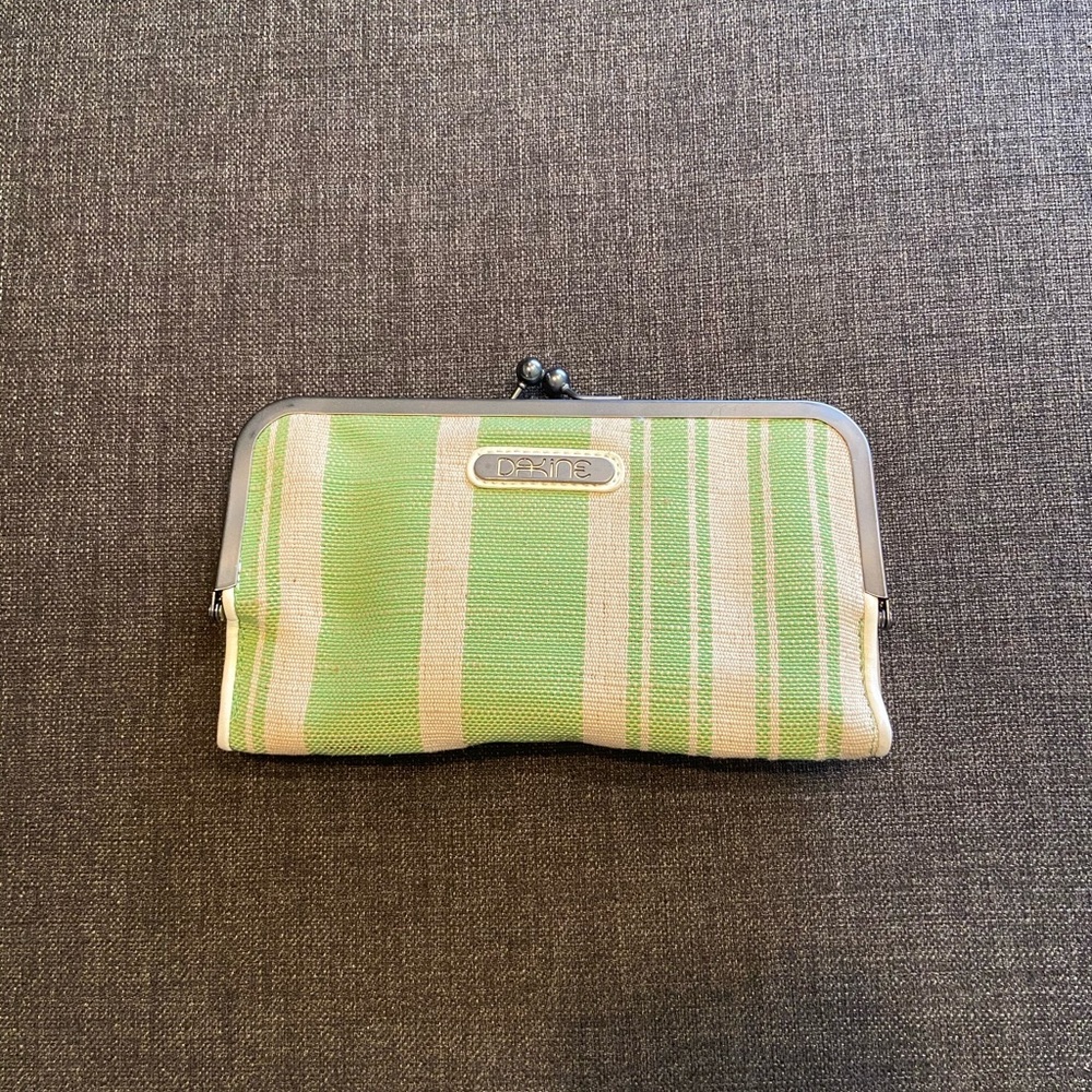 Dakine Wallet